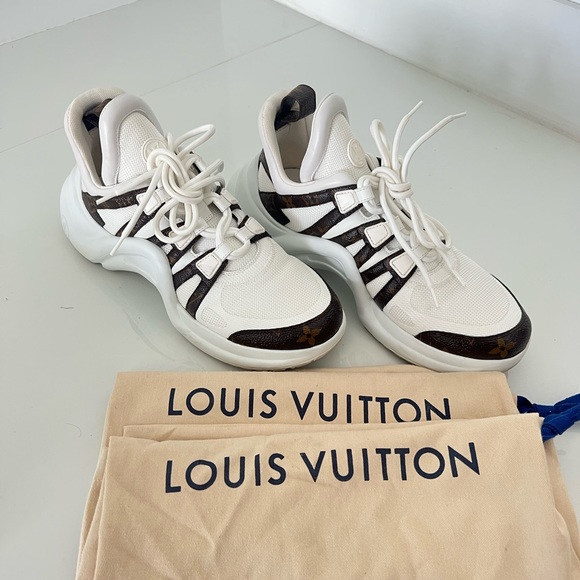 LV Archlight Sneaker (New) - Picture 2 of 4